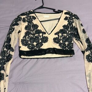 Altard state crop top, mesh sleeves. Size XS